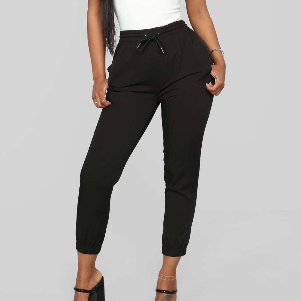 Stassie Jogger - Black
